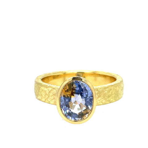 Parti-Sapphire hammered ring