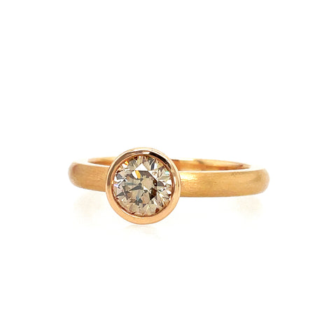 Slender Argyle diamond ring