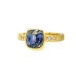 Parti-Sapphire ring