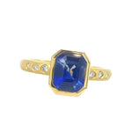 Bi-color Blue sapphire ring