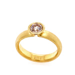Roll Bezel Argyle diamond Ring